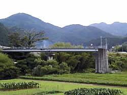 都治川水管橋の写真
