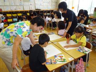 小学校での地域交流