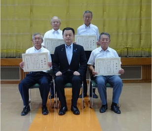 令和３年度環境保全功労者知事感謝状贈呈式出席者集合写真