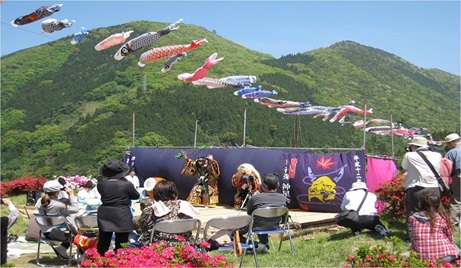 つつじ祭りの様子