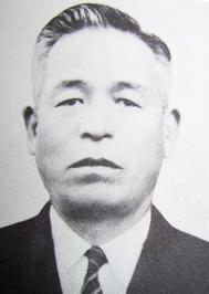 橋岡忠重氏