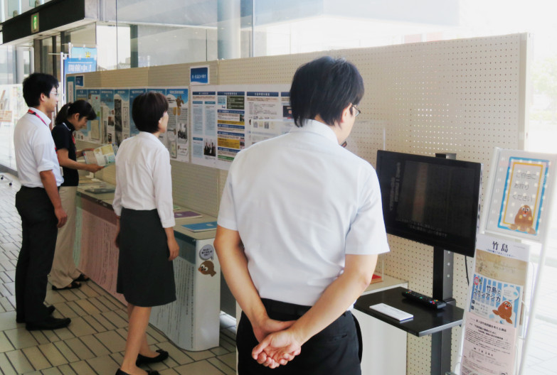 出雲市での展示の様子の画像