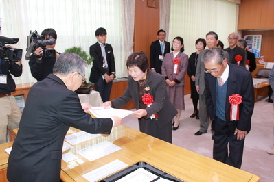 陰山夫妻選定式