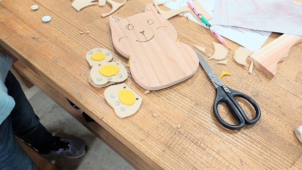 フェルト飾りを作る画像