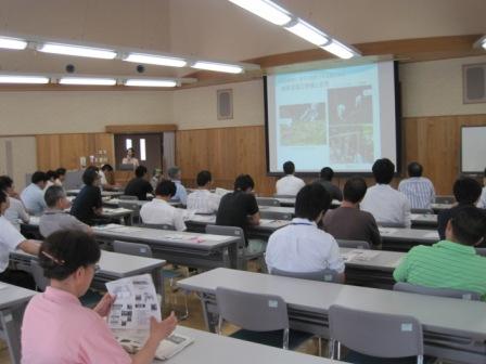 （写真）月例会の様子