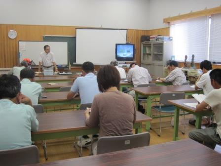 （写真）講義中の様子