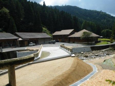 （写真）県民の森の「木地屋橋」