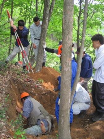 （写真）講師は森林保護育成グループ山中専門研究員