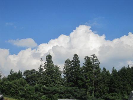 （写真）雲ももくもく