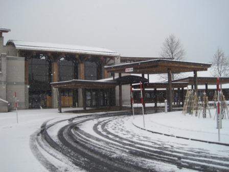 センターの屋根にも雪