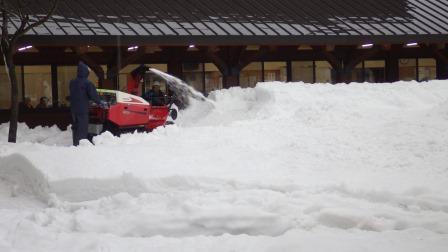 （写真）除雪作業の様子１
