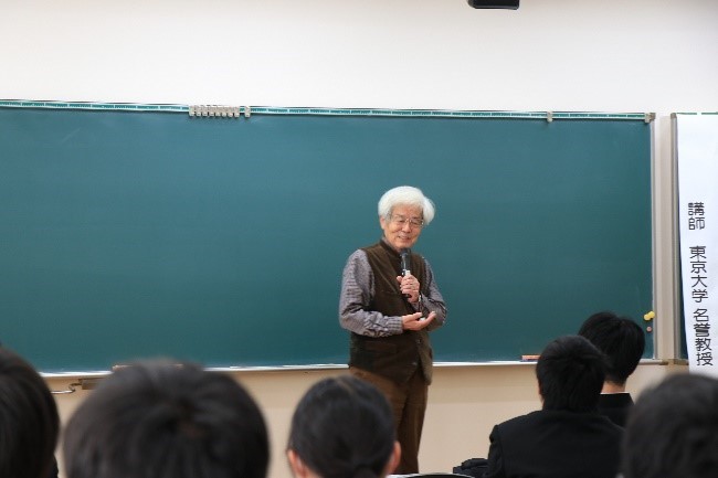 （写真１）養老先生