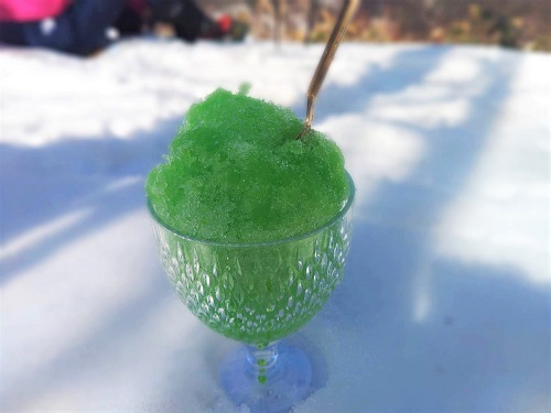 スタッフのおやつのかき氷の画像