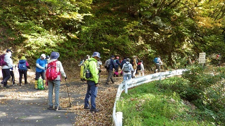 スタート地点の明眼寺谷ルート入口の画像