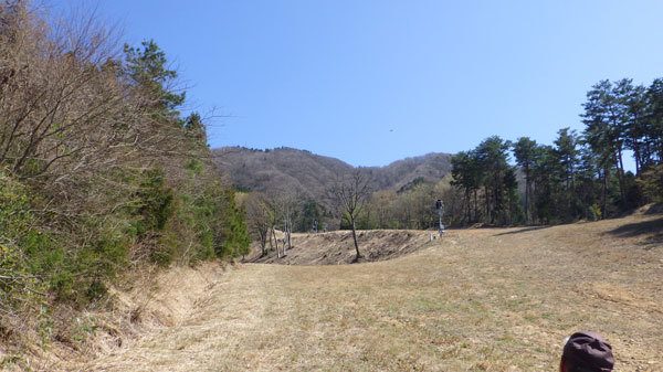 スキー場へ下山の様子