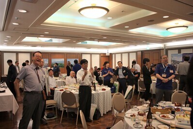 交流会のようす①