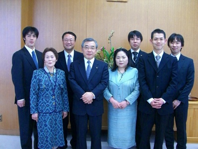 知事と参加者の皆さん