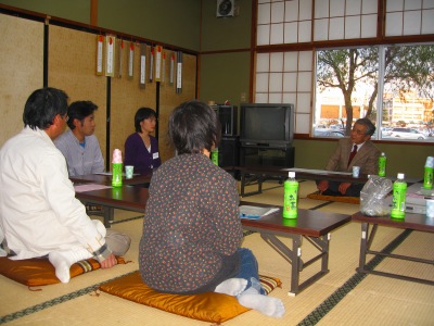 懇談会の様子