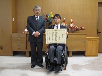 写真右：三木拓也さん