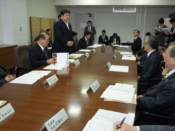 設立総会の様子
