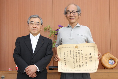 右が淀江健一郎さん