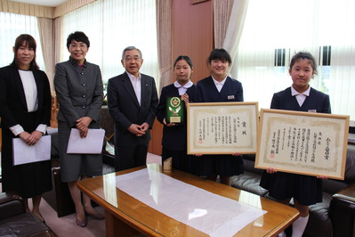 仁摩小学校緑の少年団の皆さん