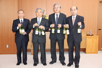 島根県酒造組合の皆さん