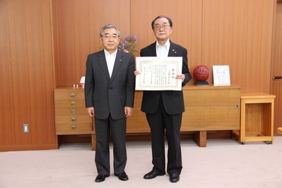 山根常正前理事長