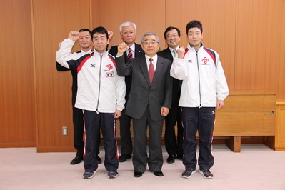 中村一平選手と梅木聖二監督