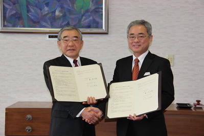 神戸学院大学の岡田豊基学長