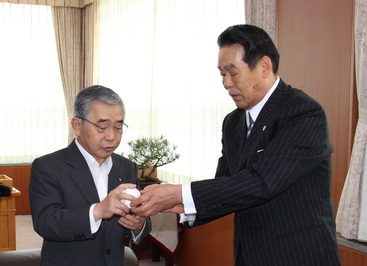村田氏に投球を教わりました