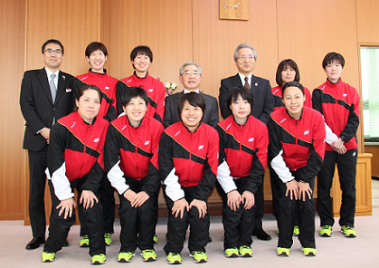 合銀女子バドミントン部のみなさん