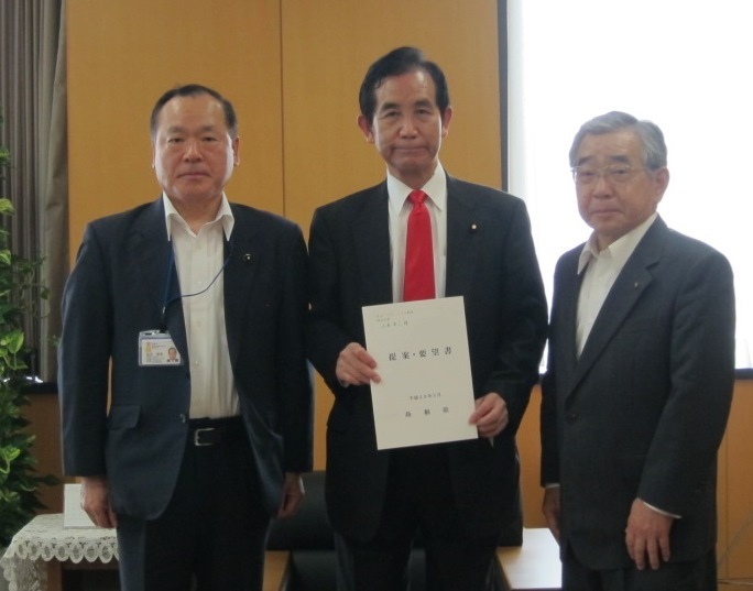 内閣官房への要望活動のようす