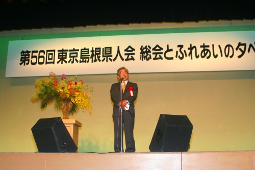献穀田御田植え式