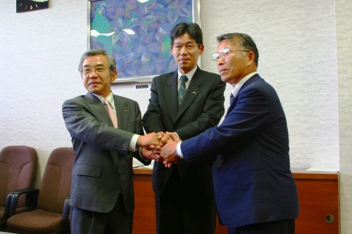 ６月定例県議会（会期は７月３日まで）が開会し、知事が初の施政方針を述べました。