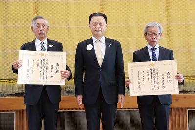 佐藤さん（左）、梶谷さん（右）