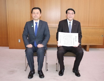 清原正義理事長と