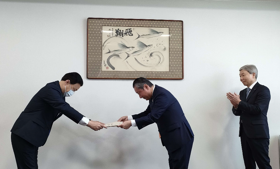 感謝状贈呈の様子