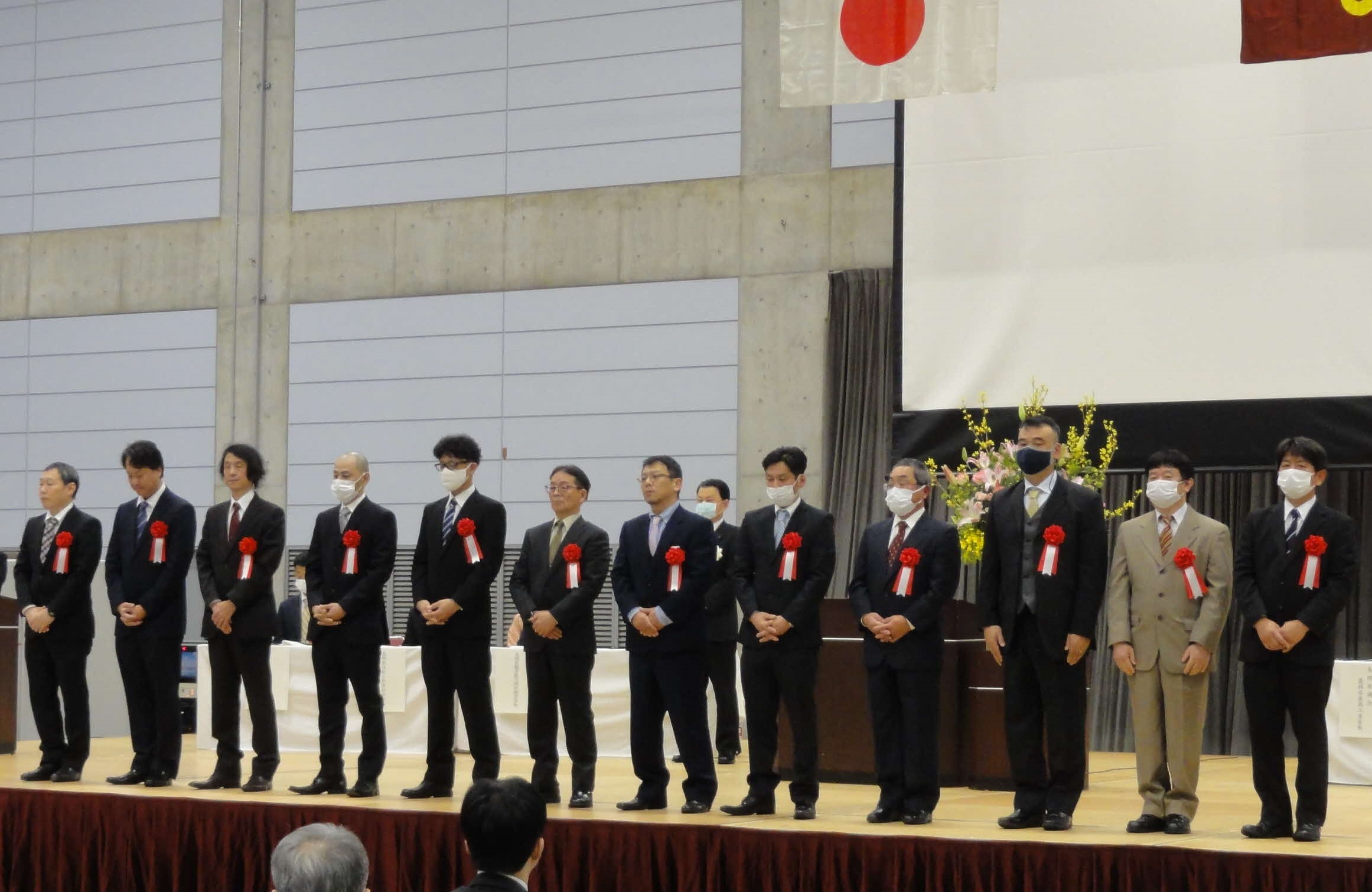 卓越技能者島根県知事表彰の受賞者の功績紹介のようす