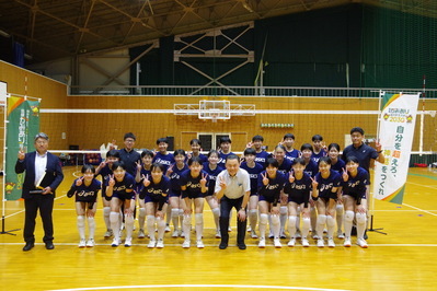 女子バレーボール部の皆さんと