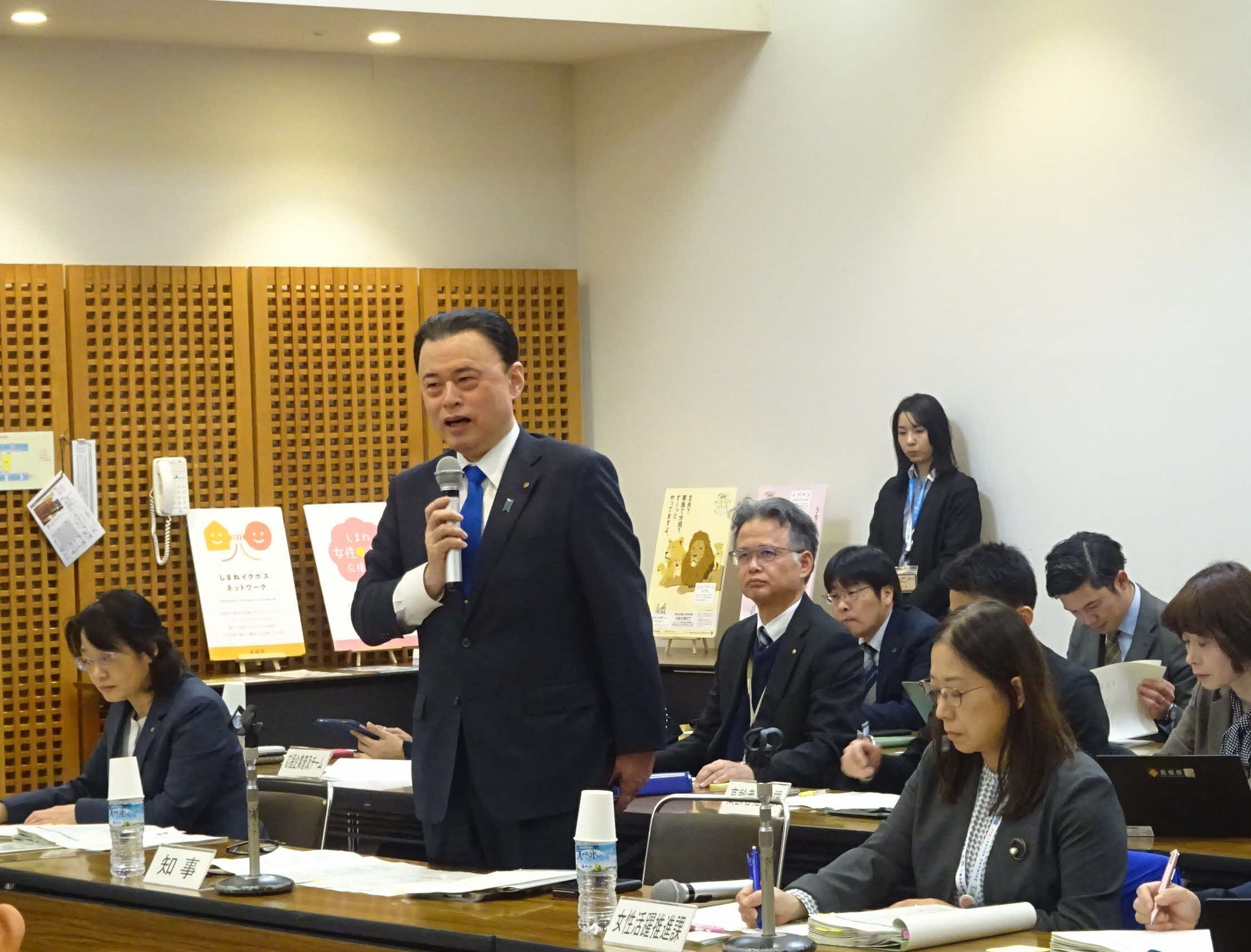 知事発言のようす