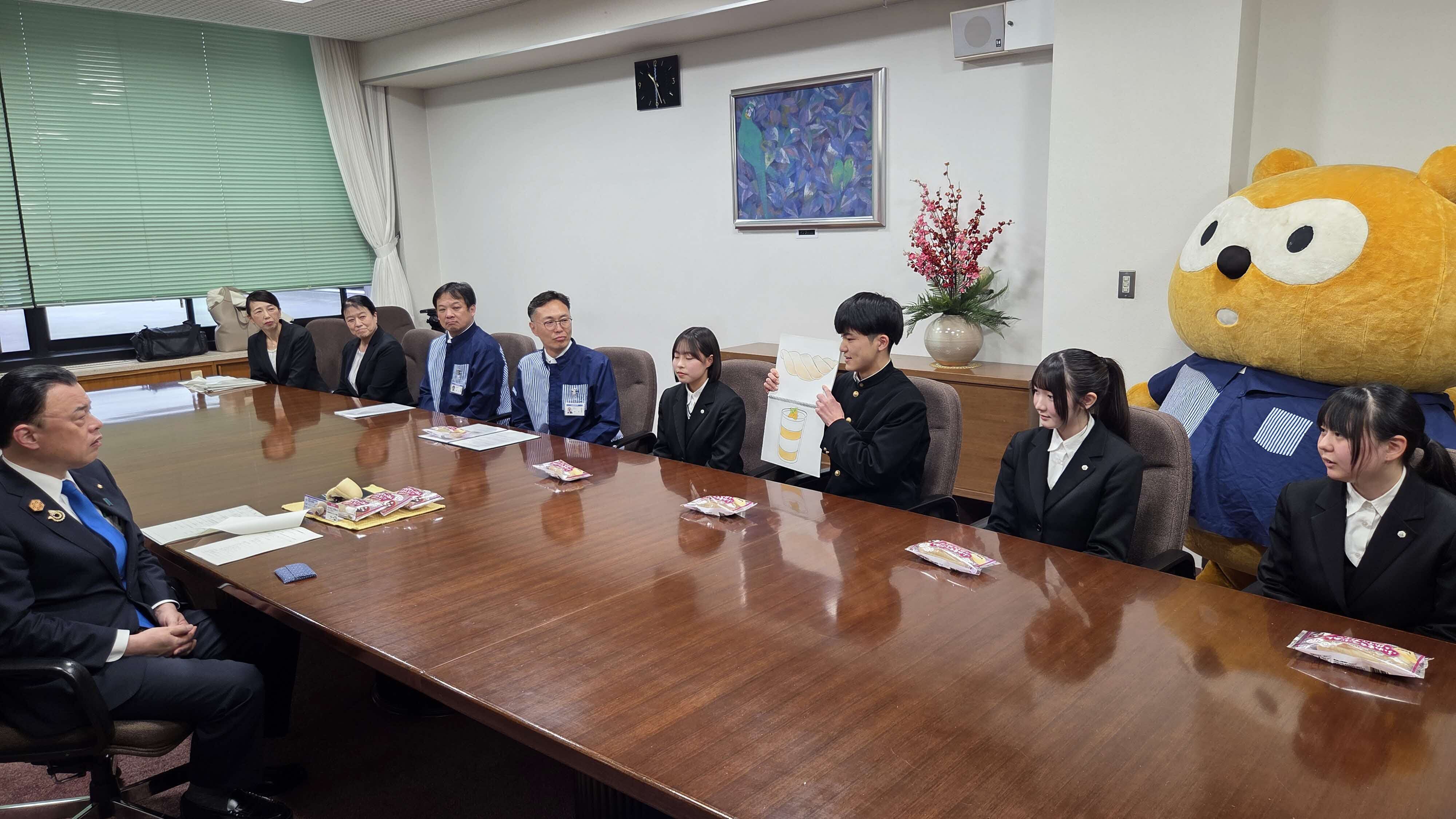 報告会のようす