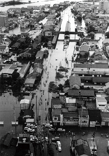 松江駅の写真
