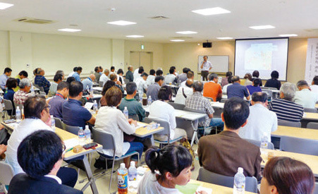 火山講演会の様子の写真