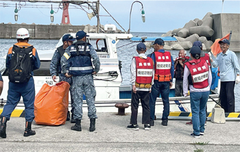 船艇による住民避難訓練の様子