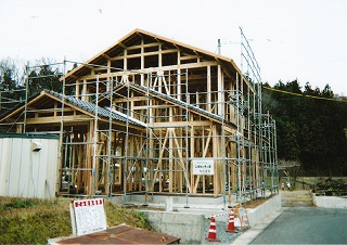 県産木材をつかった住宅