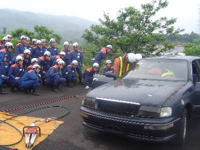 車輌からの救助開始 車輌からの救助開始