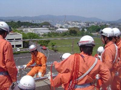 訓練塔屋上にて