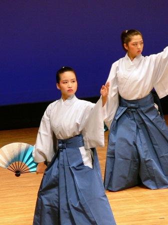 立正大学淞南高校による詩舞「富士山」