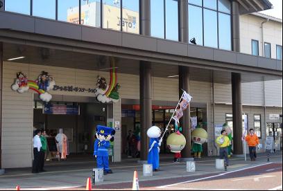 浜田駅前でキャンペーン